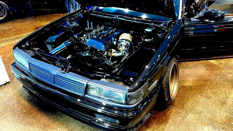 WORKS C33ローレル