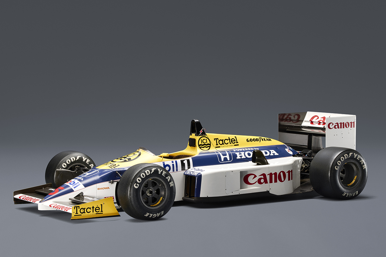 今回も屋外イベント会場と南通路を使用してHondaのF1走行を開催