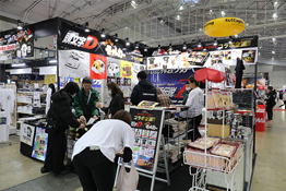 話題の異色コラボ、頭文字D×PUI PUIモルカーグッズは、売り切れ間違いなし!